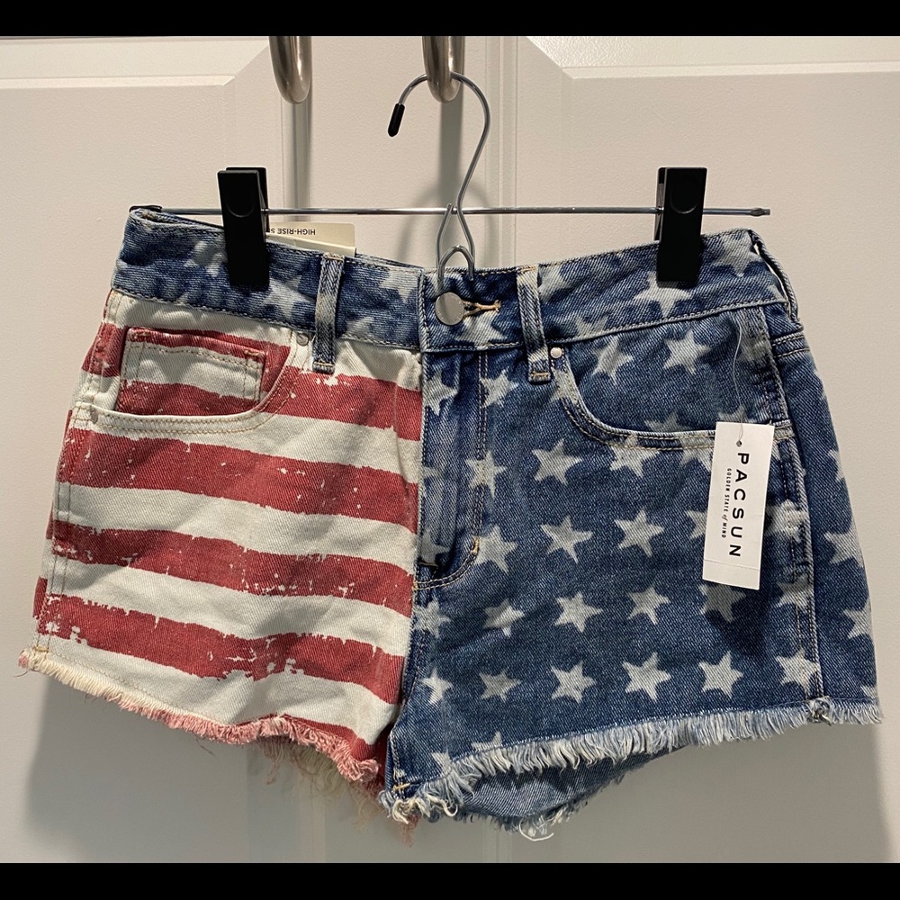 Distressed Jean shorts| PacSun | Size 26